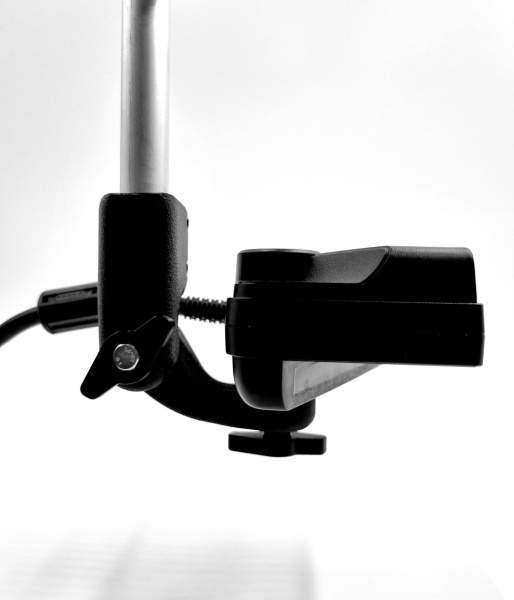 Lowrance Active target 2 с 0 градусом FishID-AT от прозводителя 